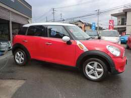 前オーナー様が大切に乗ってこられた事が感じられる車です