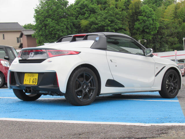 無限ハードトップ　RA専用 BILSTEIN製 車高調整式サスペンション　BBS社製 鍛造アルミホイール　RA専用スポーツサイレンサー　RA専用本革シート（レッド）　専用配色ステアリングホイール