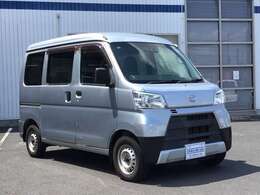 運輸局認証整備工場を完備しておりますので、納車前の点検整備は勿論、アフターメンテナンスもしっかりと対応させていただきます♪