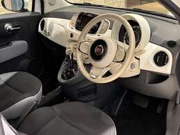 FIATらしい可愛らしい内装。女性にも人気です。禁煙車です。