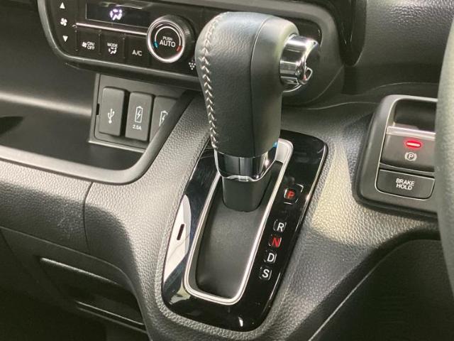 お車に合わせて無料保証以外にも、保証範囲、期間、距離を拡充させた有料保証もご用意しております！中古車の購入が初めてで不安・・・というお客様もご安心ください！