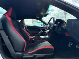 「この車の写真をもっと見たい」「状態が気になる」「この装備はついている？」どんな小さな疑問でもお気軽にお問い合わせください！