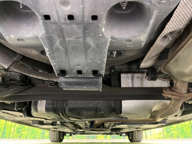 下回りがきれいなうちに、防錆加工の施工がオススメ。降雪地域はもちろん、沿岸部にお住いの方や、趣味でマリン・ウィンタースポーツをされる方にご好評いただいております。