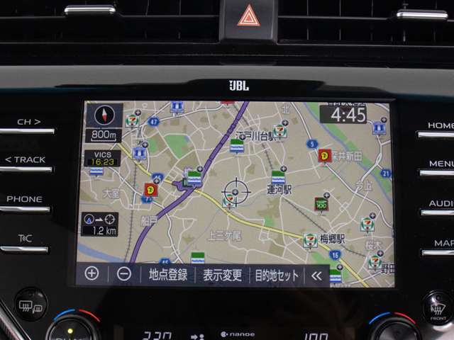 ★メーカーオプションの大画面SDナビが装備されています！地図情報の更新も出来ますので安心してお使い頂けます！
