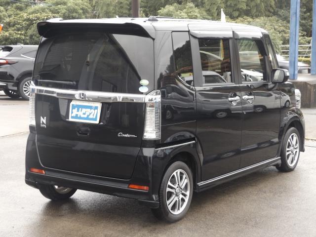 自社車検整備工場・鈑金塗装工場完備！！もしもの時も安心のアフターサービス！！