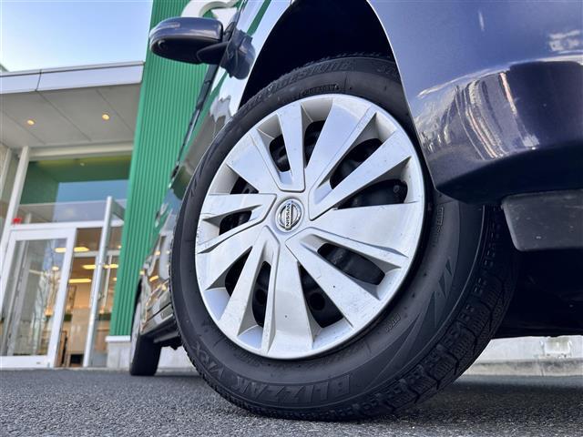 【純正ホイールキャップ】純正ホイールキャップで足回りもかっこよく決まってます♪