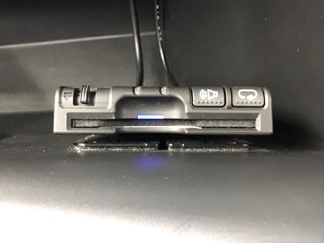 ETC付きで高速道路をノンストップ・キャッシュレスで利用出来ます！スマートインターの出入りも利用可能でとても便利です！