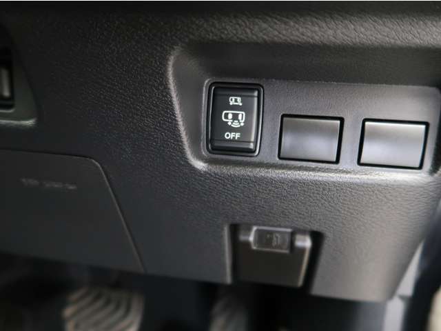 ハンズフリーオートスライドドア