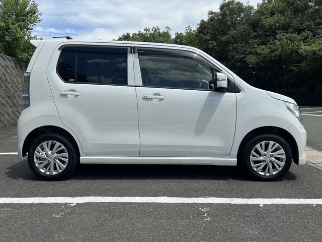 お乗り換えに際しては、今のお車の高価買取・下取りもOK！当然査定は無料です。遠慮なくご相談ください