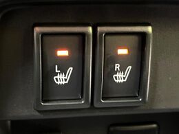 【シートヒーター】寒い日に重宝するシートヒーター！エアコンより早く温まってくれるので寒がりの人も安心ですね♪エアコンの温風は乾燥するから苦手、という方にもをおすすめです。