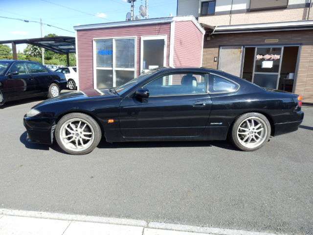 全国納車OK！大手陸送会社から日本全国にお届け出来ます