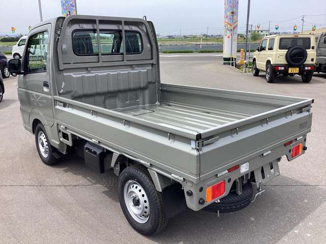 保険業務も行っております。何かあった時のために、お客様を守るのが自動車保険！けどよくわからない…どういう内容に加入していれば大丈夫？当社からご提案させていただきます。