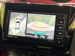 【全方位モニター用カメラ】専用のカメラにより、上から見下ろしたような視点で360度クルマの周囲を確認することができます☆死角部分も確認しやすく、狭い場所での切り返しや駐車もスムーズに行えます。