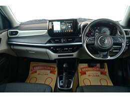 全体的に内装の状態も良好で使用感が少なくキレイです！気になるような臭いや汚れ、キズもございません！