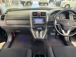 専門業者によるルームクリーニング実施☆室内の細かい所からエンジンルームまでキレイになった状態でお渡しいたします♪