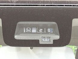 【スズキ　セーフティサポート】走行中に前方の車両等を認識し、衝突しそうな時は警報とブレーキで衝突回避と被害軽減をアシスト。より安全にドライブをお楽しみいただけます。