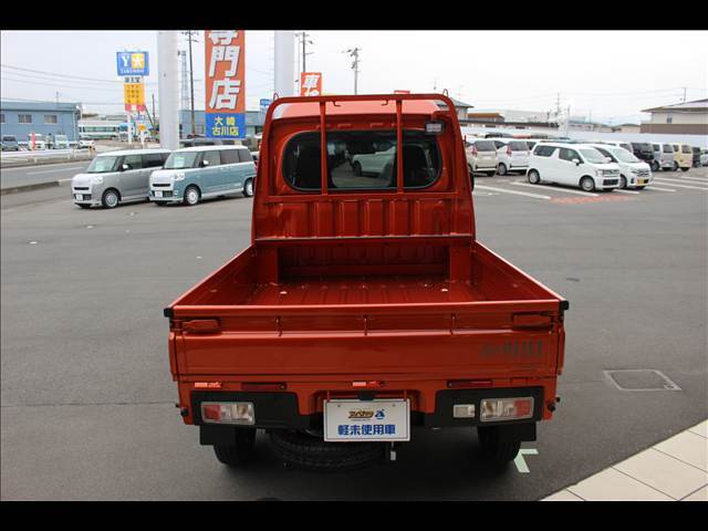 新車1ヶ月点検や納車後6ヶ月点検、12ヶ月点検などの定期点検の他、軽微な作業から大掛かりな整備もお任せ下さい！