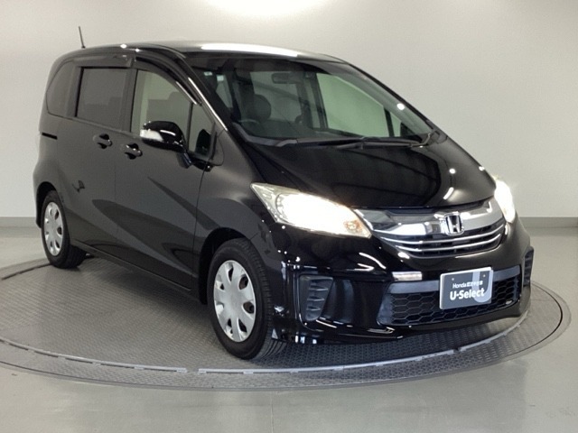 市街地でも取り回しの良い扱いやすさを追求したスマートサイズです。