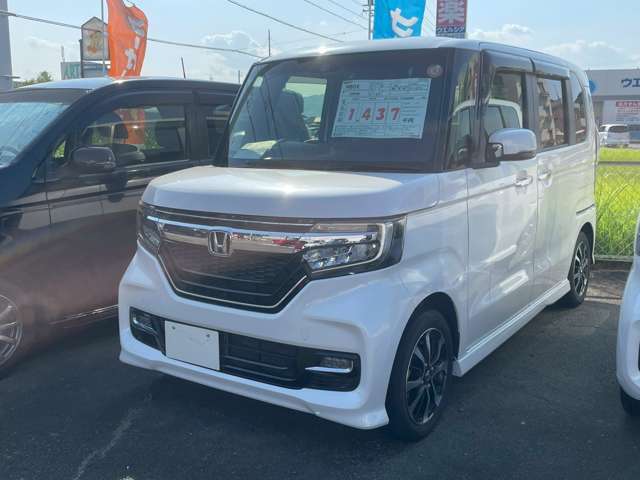 ◆Honda　Cars　津　新町店◆整備工場完備しておりますのでご購入後のアフターもお任せください！日ごろのオイル交換などのメンテナンスもお気軽にどうぞ！