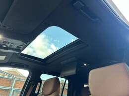 【GLIONグループ　GSQUARE】の車輌をご覧頂き、誠にありがとうございます。お客様にピッタリなお車を弊社スタッフがご案内させて頂きます。