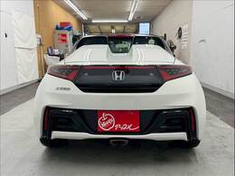 スタッフ数名がキーパーコーテイングの資格を持ってます♪お車をピカピカにしたい方はぜひ♪