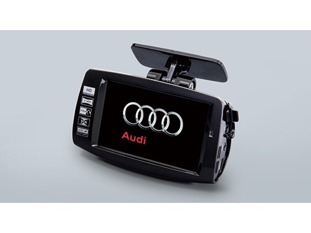 Bプラン画像：Audi専用デザインで、ハイビジョン画質のHDカメラや、自動録画モード、タッチパネル等、高性能、オールインワンのドライブレコーダーです。