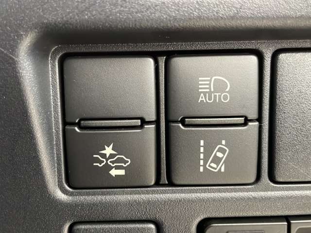 【運転席操作部】快適なドライブを楽しむための機能が装備されています！運転席から触れるので、使いやすいです！除菌プランいれていただくと、さらに清潔で安心していただけます！