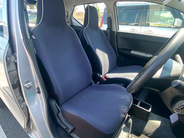 【室内】納車前にはルームクリーニングを行います！家族が使う車の様に、丁寧に清掃していきます！