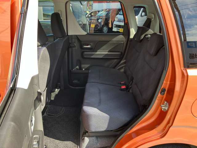 ブリヂストンタイヤ、ヨコハマタイヤなど、タイヤ販売にも自信あり！サマータイヤ、スタッドレスタイヤなど、お車と一緒にご注文いただく事で、お支払いもひとつに纏められますし、交換工賃等の節約にも繋がります。