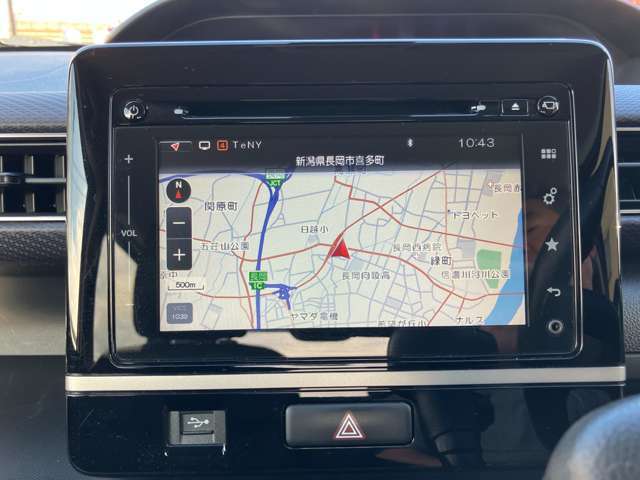 全方位モニター付きメモリーナビ＆フルセグTV