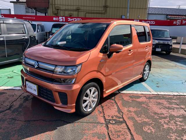 当店は、新潟県内で自動車販売・買取店、整備工場を7店舗展開する、「ONE＆PEACEグループ」の中古車販売店です。