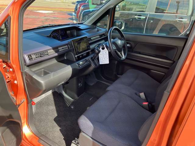 みなさまのカーライフに安心をプラス！ 故障しやすいパーツはもちろん、壊れた際に高額な修理費用がかかってしまうパーツまで、広範囲でカバーする「中古車保証」をご用意しております。【ファイブワン保証】