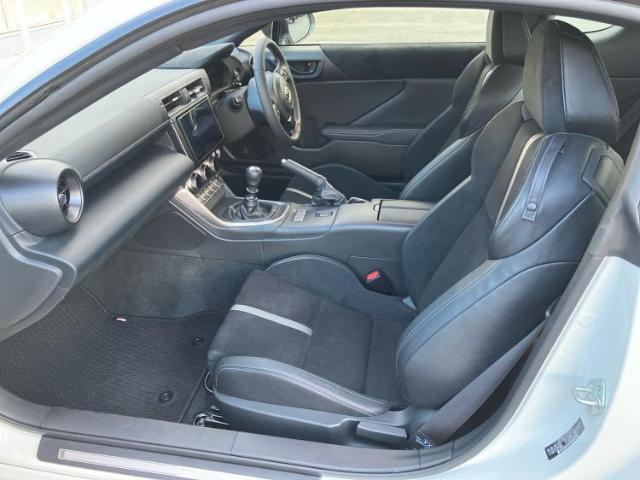 WECARSではほぼ毎日新しい在庫車両を入荷しております！お客様のこだわりを叶える1台がきっとWECARSにあるはずです！