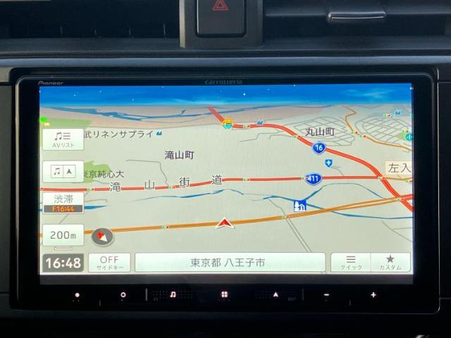 WECARSの店舗にはキッズコーナーがございます！お子様連れのお客様もごゆっくり車選びをお楽しみいただける空間です！