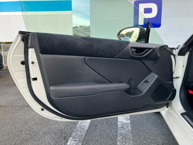 WECARS（ウィーカーズ）は全国250店舗展開！作業の都合上、車両をご覧頂けない場合がございます。来店前にお問合せ下さい