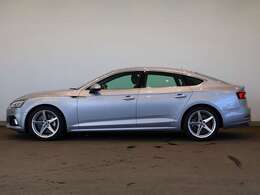 Audi A5 Sportback 45 TFSI quattro sport/マトリクスLEDヘッドライト/アルミホイール 5アームスターデザイン 8.5Jx18