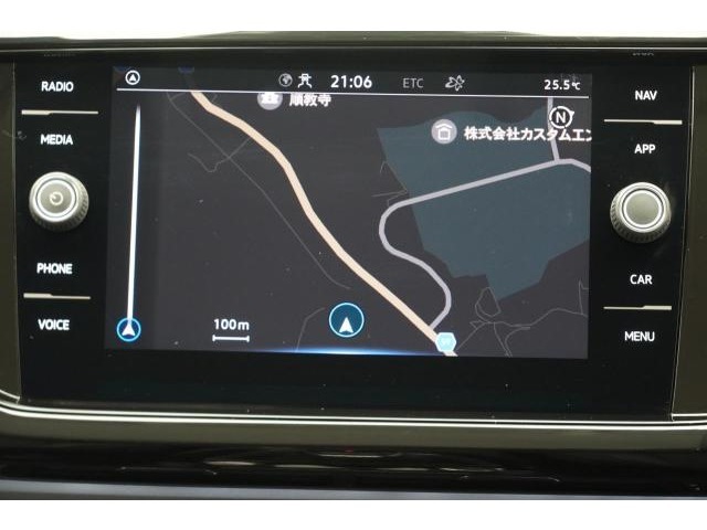 【VW純正ナビ】”Discover　Media”SSDナビゲーション、AMFMワイドFM対応、Bluetoothオーディオ、ハンズフリーフォンなど。