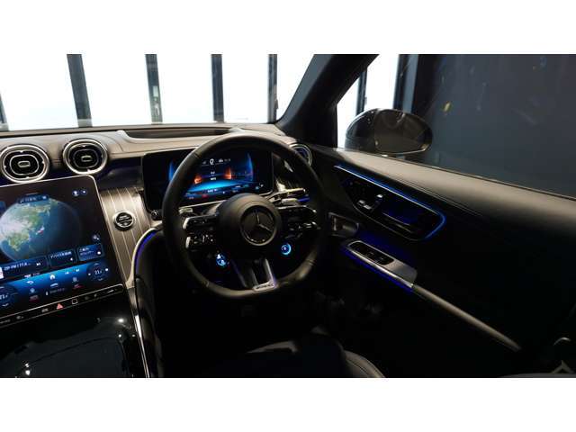 ローンは、残価設定型のユーズドカーウェルカムプランから最長84回払い可能のスタンダードローンを低金利でご用意。金利は変動しますのでお電話にてお気軽にお問い合わせくださいませ。