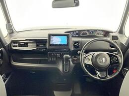 【インパネ全体】『インパネ全体』の画像になります。写真の内容に関してご不明点、ご質問等がございましたらお気軽にガリバー店舗までお問い合わせください。