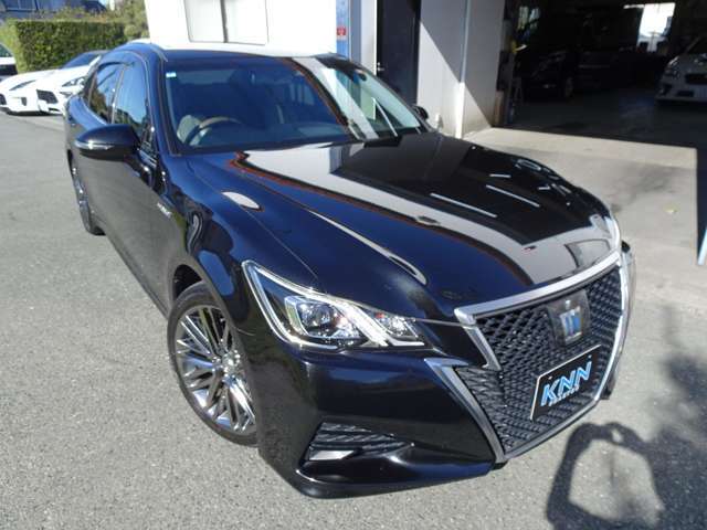 弊社の車両は展示前にボディ磨きにて艶出し、内装クリーニングを施工しております！オプション等のしつこい勧誘致しませんので安心してご来店下さい！