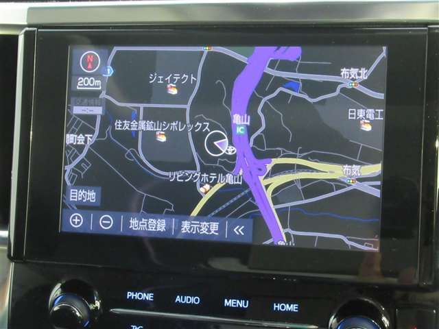 ナビ装着車で遠くのドライブも安心して目的地まで案内してくれます。