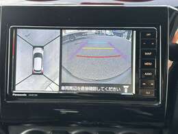 安心のバックモニター機能装着車。