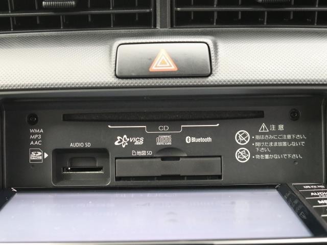 使い易いCDが再生できるステレオを装備してます。　お気に入りの音楽と楽しくドライブに出かけましょう。　でも、外の音が聞こえないと危険ですので安全の為にも音量は控えめにしましょう。