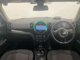 【インパネ全体】『インパネ全体』の画像になります。写真の内容に関してご不明点、ご質問等がございましたらお気軽にガリバー店舗までお問い合わせください。