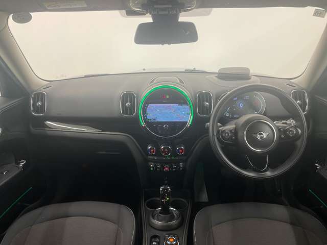 【インパネ全体】『インパネ全体』の画像になります。写真の内容に関してご不明点、ご質問等がございましたらお気軽にガリバー店舗までお問い合わせください。