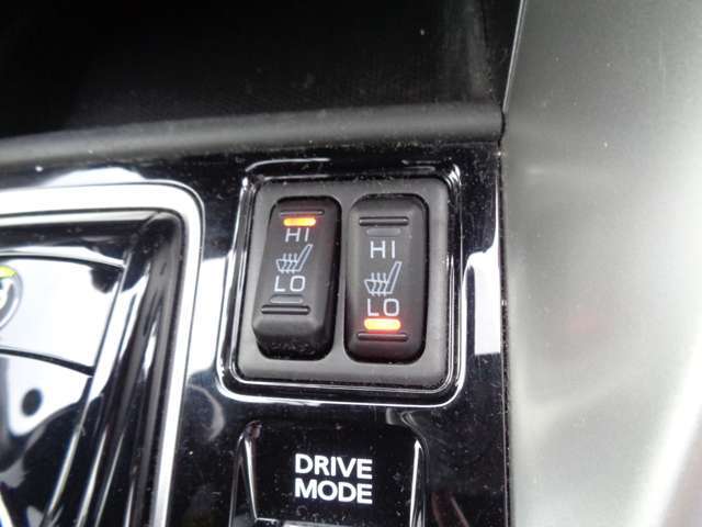 運転席・助手席シートヒーター！アクセスは、関越道前橋IC降りて約15分！最寄駅はJR東日本・両毛線、上越線・問屋町駅となります！ご連絡を頂ければ、送迎サービスOK！