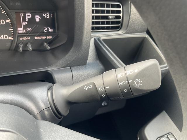 オートライトで夕暮れ時の運転も安心です♪