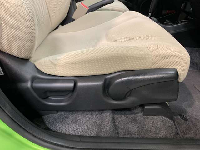 運転席のポジション変更可能！ご自身の運転しやすいポジションでの運転が可能です！