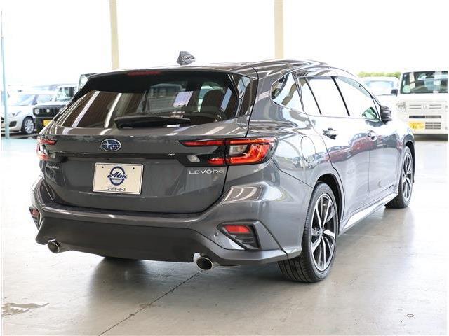 アツミモータースでは人気の中古車を常時1500台展示！掲載車両以外にも当社ホームページにて検索できます！