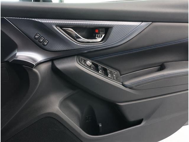 アツミモータースでは人気の中古車を常時1500台展示！掲載車両以外にも当社ホームページにて検索できます！